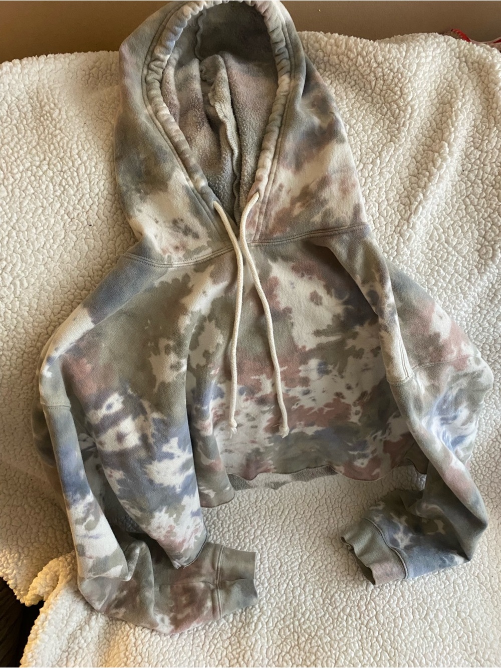 wild fable Tie-Dye Sherpa-Lined Cropped Hoodie in Olive, Cream & Mauve